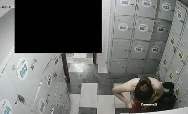 更衣室偷拍