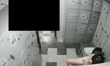 更衣室偷拍