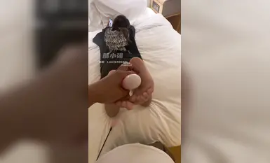 [Silk Foot Ecstasy] แฟนๆ Twitter 280,000 คนของบล็อกเกอร์ Footjob ถุงน่องไหมดั้งเดิม "Su Xiaoqiang" จ่ายเงินเพื่อถ่ายภาพส่วนตัวออฟไลน์ให้กับนางแบบมือสมัครเล่นที่ลูบไล้และเกี้ยวพาราสี [ตอนที่สี่] (2)