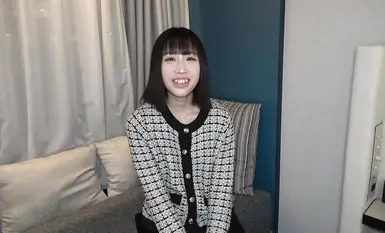 FC2PPV-4588448 [无] 尽管她有着偶像般的整洁外表，但她性欲旺盛，是个肮脏的变态者。“感觉很好！”她反复说道。她拥有白皙的E罩杯敏感身体，总共被射精两次，吞咽三次。 *奖励高质量图像