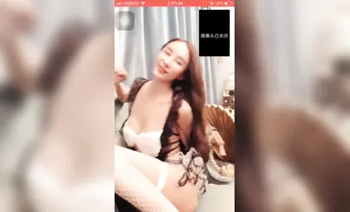 [2025년 신규 스트리밍 유출] 수백만 팬을 보유한 배우, 모델, 인터넷 연예인 [멍샤오이] 복지 뷰 유출, 스폰서의 암캐, 닭고기 먹고 섹스 표현 (5)