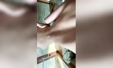 긴 다리, 아름다운 등, 희고 풍성하고 아름다운 여신 "롱 아일랜드 아이스티"는 거부할 수 없는 완벽한 몸매를 가지고 있습니다. 특히 뒤에서 본 모습은 지칠 줄 모르는 모습입니다! 극도의 대비 시각감각(4)