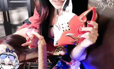 【丝袜美腿控狂喜】国产二次元福利姬Coser「铃木美咲」大尺度私拍《崩坏》来自花火的口语调情、足交调教与口爆服务