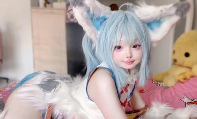 【2025年新品】天生萝莉体合法嫩妹，COS博主【cocacla2002】露脸福利，自慰骑乘后入内射，小母狗属性拉满(3)