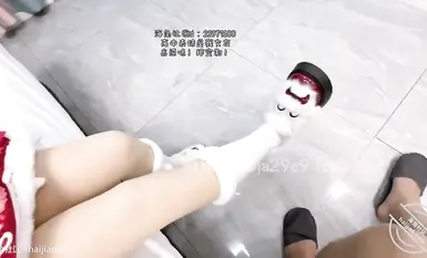 【2025年新品】海角亂倫大神【高中表妹是我女友】攜手洛麗塔女友給大家拜年，嬌嫩的lo娘怎麼看都喜歡