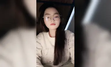 【困困兔】王炸_超級反差_悶騷眼鏡女學生_宿舍大秀掰穴自慰_酒店約趴兩場_插脖狂干_狂擼 (6)