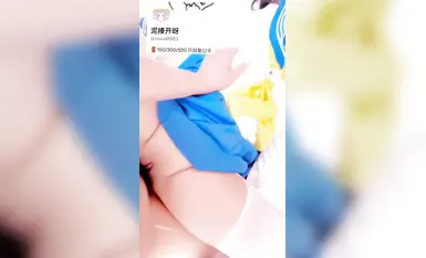 极品学生妹【泥揍开呀】JK制服自慰(2)