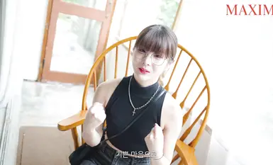 韩国高颜值巨乳反差婊，福利姬，姜仁卿最新付费大尺度私拍视图合集(4)