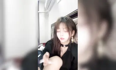 顶级颜值反差婊，下海大秀直播，酒店开房被大哥无套猛干(10)