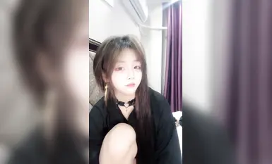 頂級顏值反差婊，下海大秀直播，酒店開房被大哥無套猛干 (11)