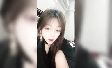 Con đĩ đẹp tuyệt đỉnh, live show, phòng khách sạn và bị anh trai quan hệ mà không dùng bao cao su (12)