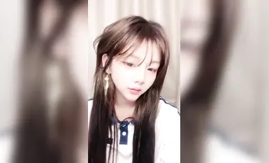 顶级颜值反差婊，下海大秀直播，酒店开房被大哥无套猛干(16)