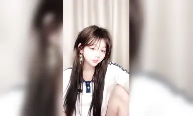 頂級顏值反差婊，下海大秀直播，酒店開房被大哥無套猛干 (17)