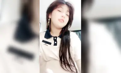 顶级颜值反差婊，下海大秀直播，酒店开房被大哥无套猛干(19)