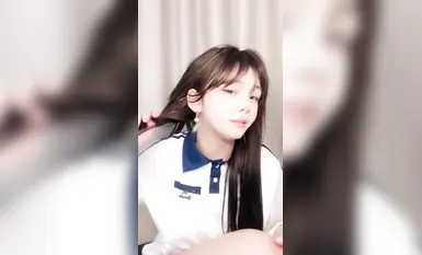 顶级颜值反差婊，下海大秀直播，酒店开房被大哥无套猛干(20)