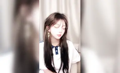 Perempuan jalang kontras kecantikan terkemuka, pergi ke laut untuk menunjukkan secara langsung, mendaftar masuk ke dalam bilik hotel dan disetubuhi oleh abang tanpa kondom (21)