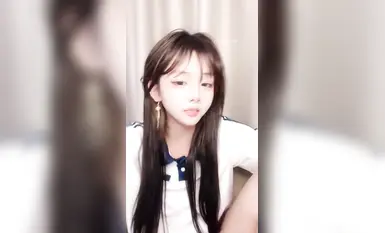 頂級顏值反差婊，下海大秀直播，酒店開房被大哥無套猛干 (25)