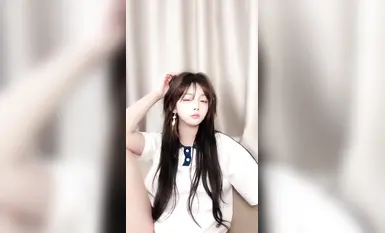 顶级颜值反差婊，下海大秀直播，酒店开房被大哥无套猛干(27)