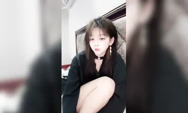 顶级颜值反差婊，下海大秀直播，酒店开房被大哥无套猛干(6)