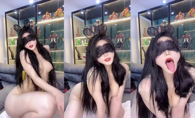 【不骚不要钱】巨乳定制黑丝高跟足交自慰喷水(19)