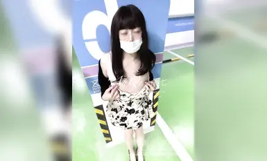 地下车库的邂逅：眼镜男娘的碎花裙 伪娘阿七