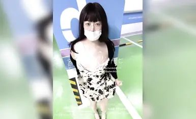地下车库的邂逅：眼镜男娘的碎花裙 伪娘阿七