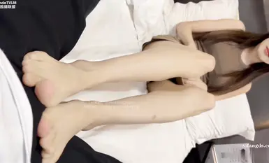 Impression foot shot apprentice 23 super gandang dyosa handjob super enjoy