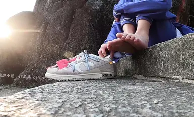 見新攝影 妙脆腳 素人學生足模 戀足 絲襪棉襪裸足秀合集2 (2)