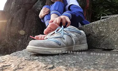 見新攝影 妙脆腳 素人學生足模 戀足 絲襪棉襪裸足秀合集2 (2)