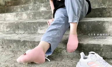 见新摄影妙脆脚素人学生足模恋足丝袜棉袜裸足秀合集2 (4)