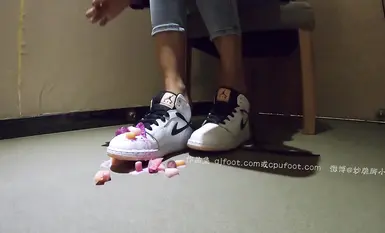 Lihat fotografi baharu kaki segar yang indah model kaki pelajar amatur stoking fetish kaki stoking kapas koleksi persembahan berkaki ayam 2 (6)