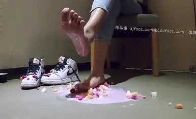 Lihat fotografi baharu kaki segar yang indah model kaki pelajar amatur stoking fetish kaki stoking kapas koleksi persembahan berkaki ayam 2 (6)