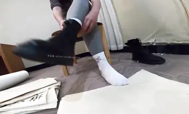 Tingnan ang bagong photography kahanga-hangang malulutong na paa amateur student foot model foot fetish stockings cotton socks nakayapak na palabas koleksyon 3 (3)