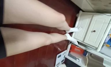 Yuming Photography Student Foot Model Barefoot White Socks Jade Foot Show Collection (6)