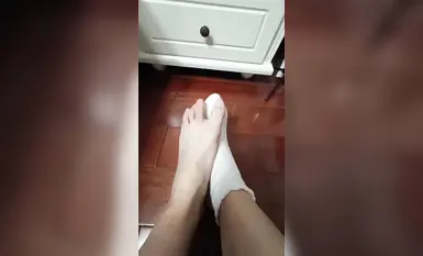 Yuming Photography Student Foot Model Barefoot White Socks Jade Foot Show Collection (6)