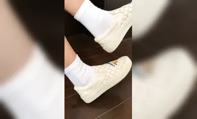 Yuming Photography Student Foot Model Bare Foot White Socks Jade Foot Show Collection (9)