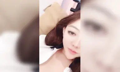 [Truyện cổ tích Gia Cát] Cô gái này có bộ phận sinh dục rất mềm mại, đầu vú cũng hồng, điều khoa trương nhất chính là ngay cả lỗ đít cũng hồng, tôi thích loại cô gái hồng này, đưa vào nhất định rất thoải mái, cho người ta cảm giác sạch sẽ vô cùng (6)