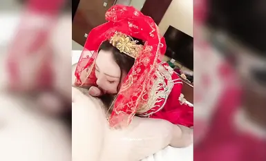 ชุดแต่งงานสุดเซ็กซี่ตัดกันร้อนแรง "ตูตู" กับกลุ่มเพื่อนสาว VIP กลุ่ม Xiuhe ชุดแต่งงานหน้าออรัลเซ็กซ์ ชุดแต่งงานเจ้าสาวสุดเซ็กซี่ตัดกันสุด ๆ เวอร์ชั่นเต็ม สวัสดิการ ③ (2)