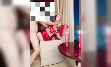 ชุดแต่งงานสุดเซ็กซี่ตัดกันร้อนแรง "ตูตู" กับกลุ่มเพื่อนสาว VIP กลุ่ม Xiuhe ชุดแต่งงานหน้าออรัลเซ็กซ์ ชุดแต่งงานเจ้าสาวสุดเซ็กซี่ตัดกันสุด ๆ เวอร์ชั่นเต็ม สวัสดิการ ③ (2)