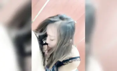 勁爆反差性感尤物『兔兔』及其閨蜜 VIP群 秀禾群婚紗露臉口交啪啪，唯美性感婚紗新娘超級反差 完整版福利③ (4)