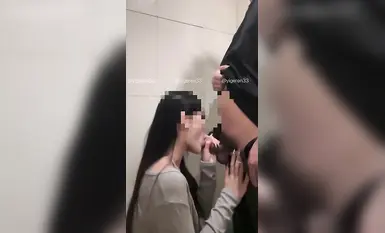 2025年2月最新【重磅核彈】超極品【一個ren】付費福利，強烈推薦，完美露臉，拍得超好，看著就想擼一發 (7)