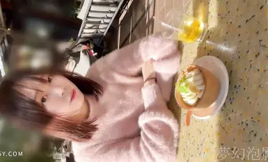 FC2-PPV-4627572-22 *Số lượng có hạn 20.000 điểm đã bán hết [Nosaka] Một JD địa phương trông giống Nishino Nishino với giọng địa phương dễ thương. Mặc dù có khuôn mặt xinh đẹp nhưng cô ấy lại rất nhạy cảm đến mức xuất tinh như điên. Không thể cưỡng lại cơ thể dễ sinh con của cô, anh đã thụ tinh cho cô hai lần. . .