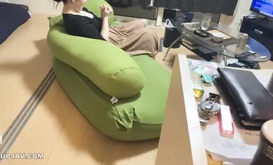 FC2-PPV-4593283 息〇の彼女を貸し出し３P　最後は中に出されてました( ；∀；)　おまけに元カノの方の中出し動画とマッサージの人妻入れてます。