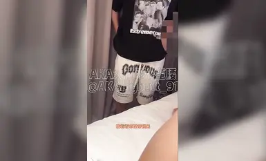 [New Stream in 2025] The best bitch on Twitter [AKA big ass and small waist] Hardcore cuckold, invites a single man to train his wife, 3P battle (2)