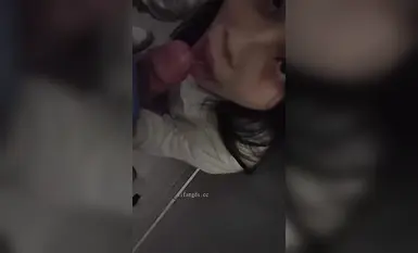 아름다운 소녀 [caihuaxiaothief]는 주인이 키우는 작은 암캐, 노출, 성수 (3)