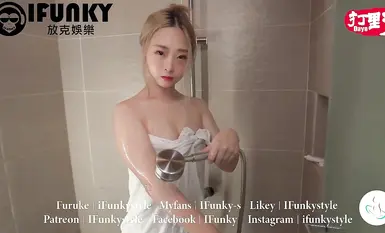 Koleksi Gadis Mata Air Panas Taiwan (19)