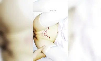 "เสียงครางเบาๆ (มันคือเต้าเต้า)" รูสวยๆ ของเสือขาวสุดแจ่มที่รอให้สอดใส่ด้วยน้ำอสุจิอันเย้ายวนที่ไหลทะลักออกมาจนเต็ม