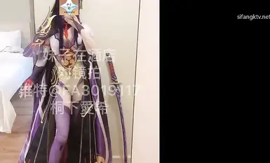 喜欢cos的小母狗嫩妹『桐下爱希』雷神