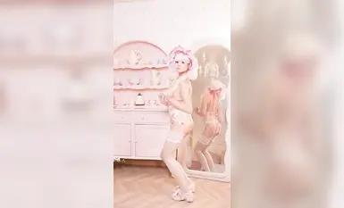 Arnab Basah Yiko - Tarian Kecil "Velvet Powder" 25.01