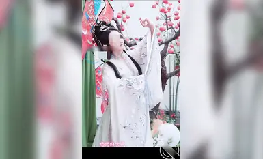 海角姐弟亂倫【會噴水的親姐姐】ktv強上姐姐後續41-古裝女兒情 姐姐漢服氣息讓我看的雞巴棒硬，子宮強烈收縮一插一噴，水是真多 (1)